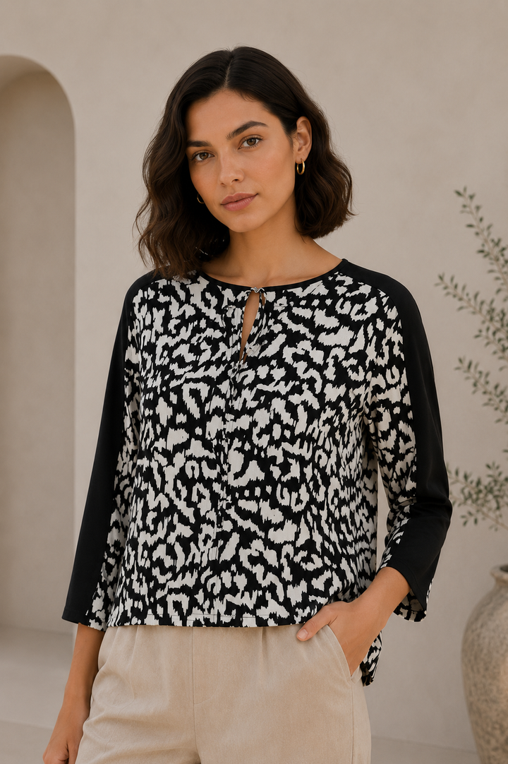 Blusa con gaza en mangas