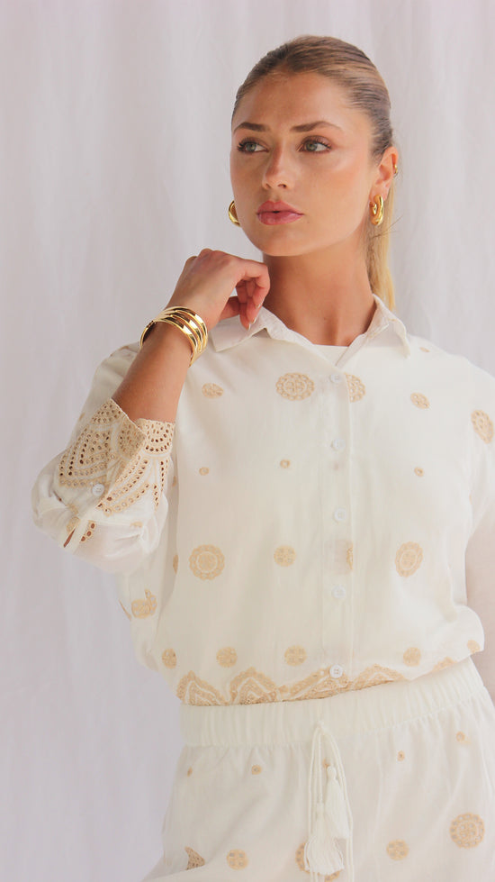 Blusa bordado mandala