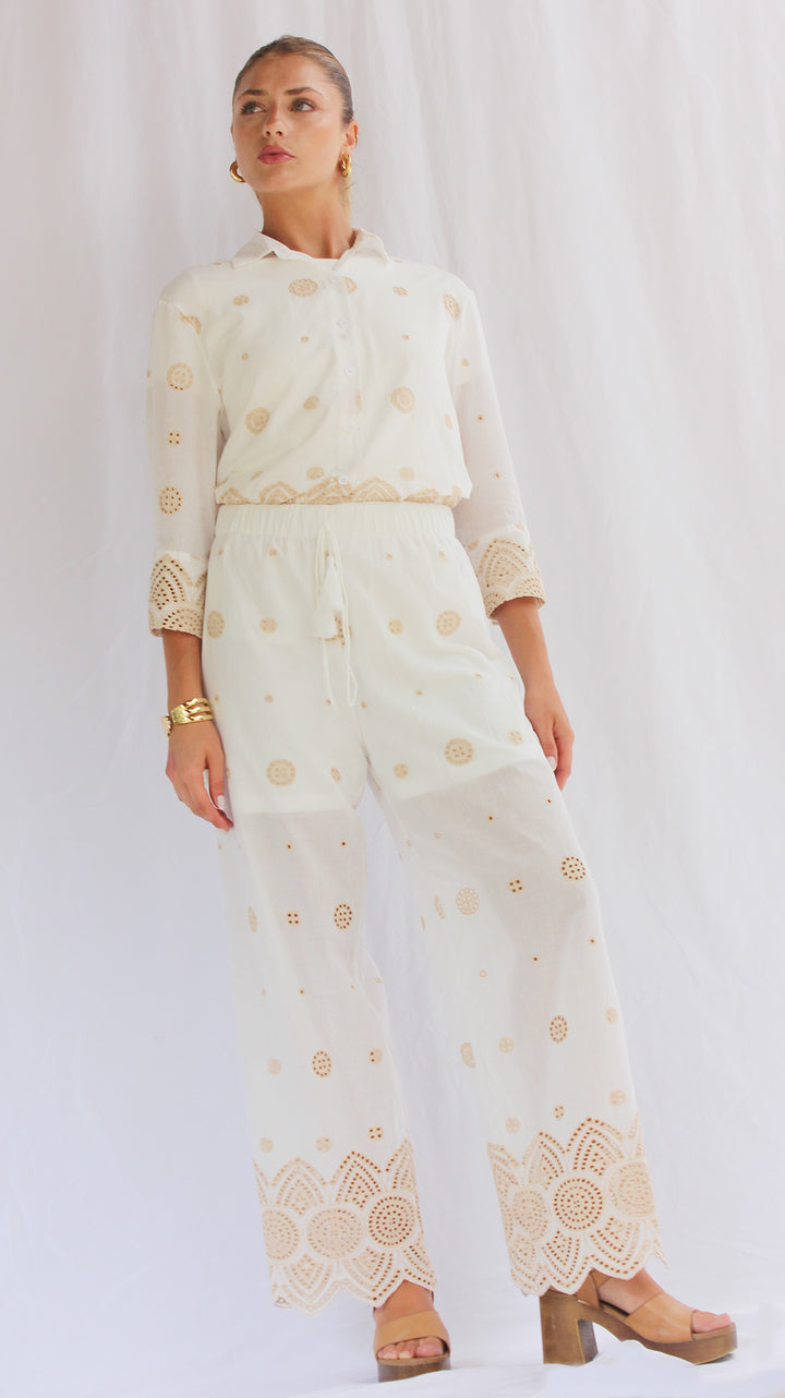 Pantalón bordado mandala