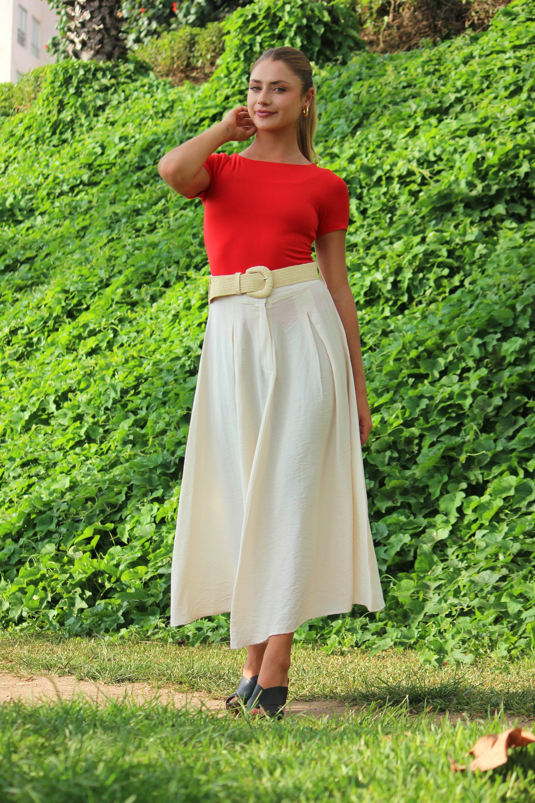 Falda larga con correa