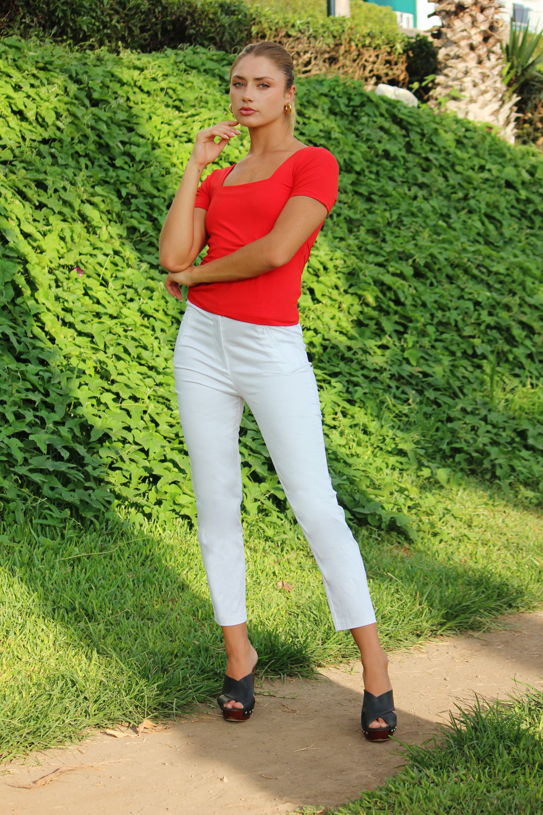 Polo básico escote cuadrado