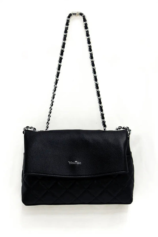 Cartera con repujado