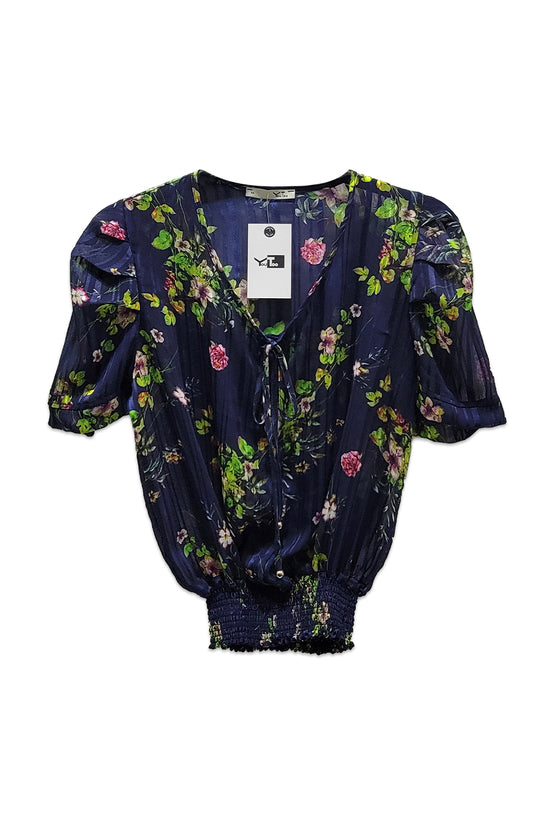 Blusa con pliegue en hombros